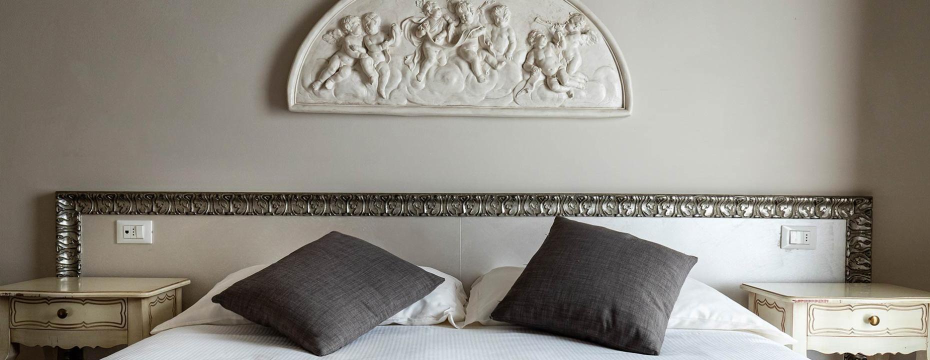 hotelmarconisirmione en camere 001